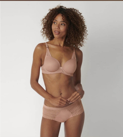 Бюстгальтер Triumph Aura Spotlight WHP акция