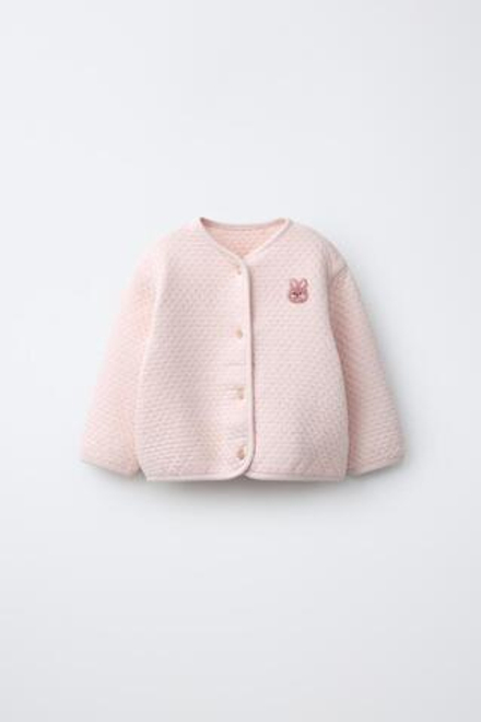 ZARA СТЕГАНАЯ КУРТКА С ВЫШИВКОЙ БУКЛЕ, РОЗОВЫЙ