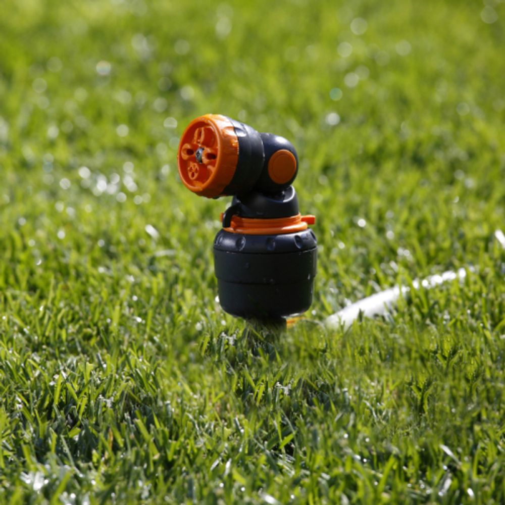 Дождеватель для полива GF GF80005670 круговой и секторный с турбиной для огорода 4 JET LIFT