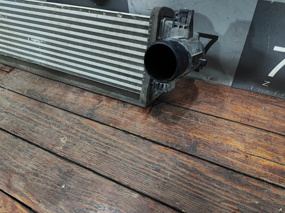 Интеркулер Exeed TXL 19-нв Б/У Оригинал 302000507AA