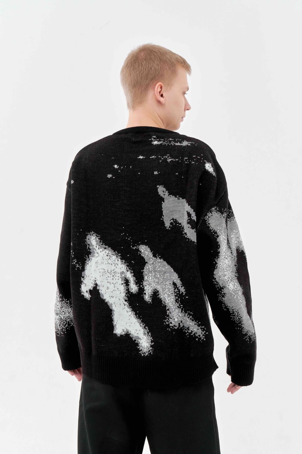 Свитер Ascension Rising angel черный