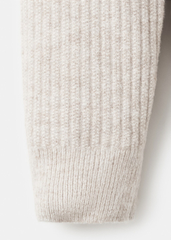 Джемпер из трикотажа в рубчик