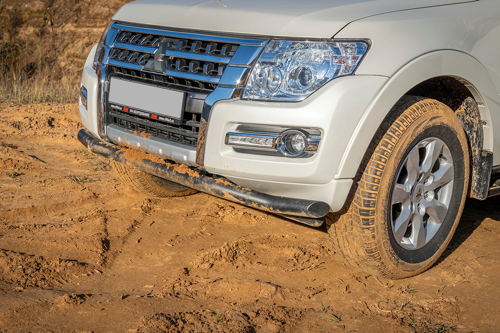 Бампер силовой передний Mitsubishi Pajero IV под площадку для лебёдки RIFPJR-30000 с защитой радиатора РИФ