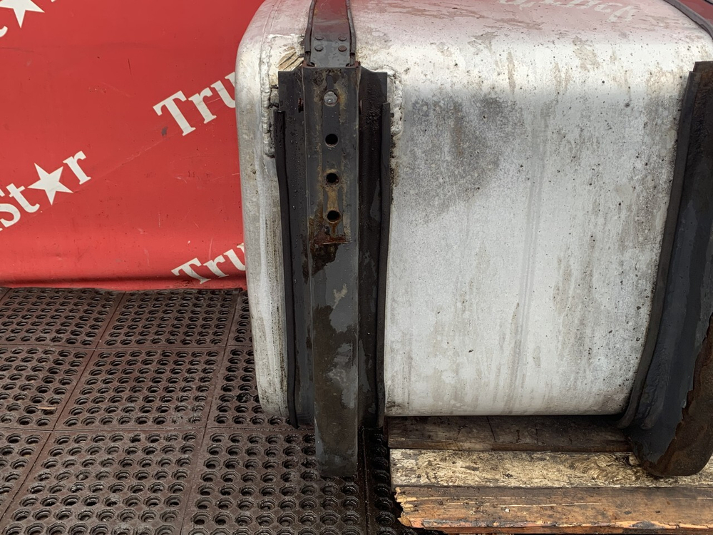 Бак топливный 600L 2018г.