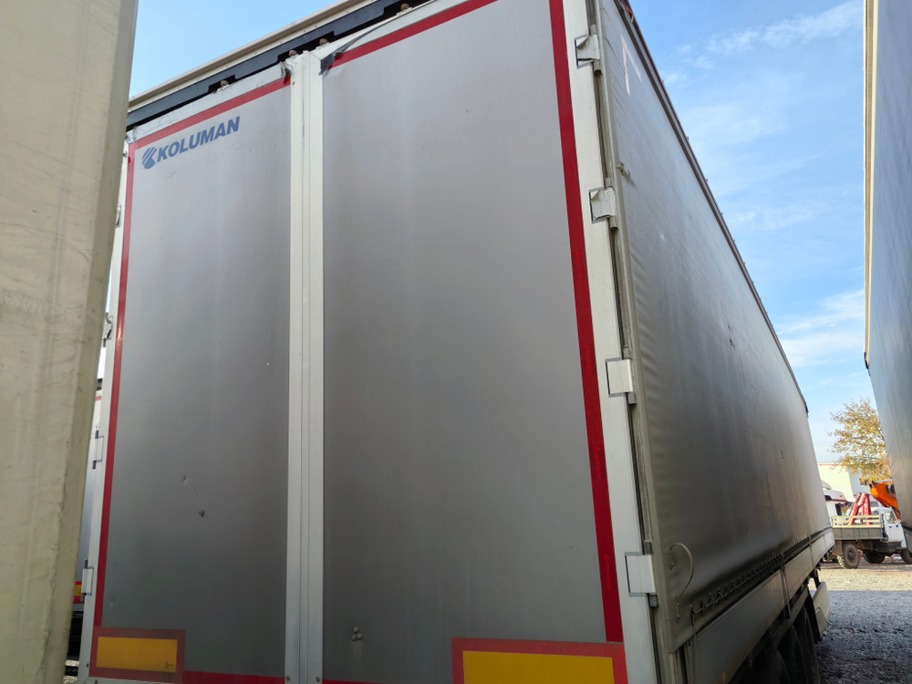 KOLUMAN S Полуприцеп шторный S30 (длина 13,6 м.)