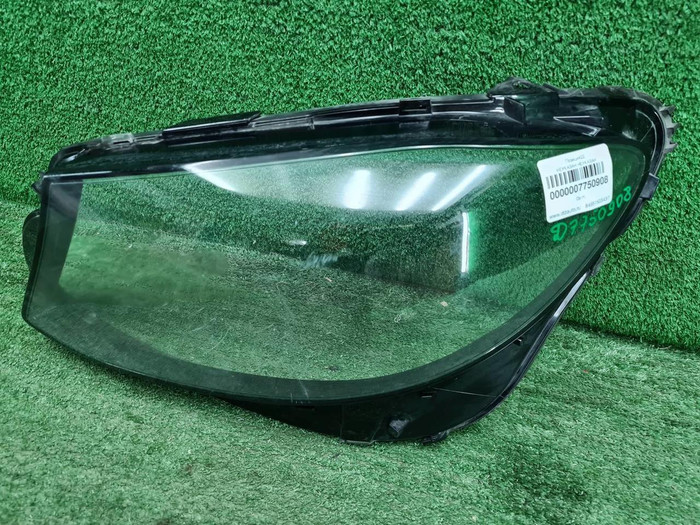 Стекло фары левое Mercedes E W213 (2016-2021)