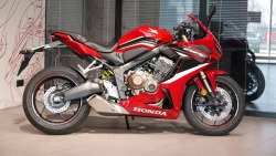 Honda CBR650R