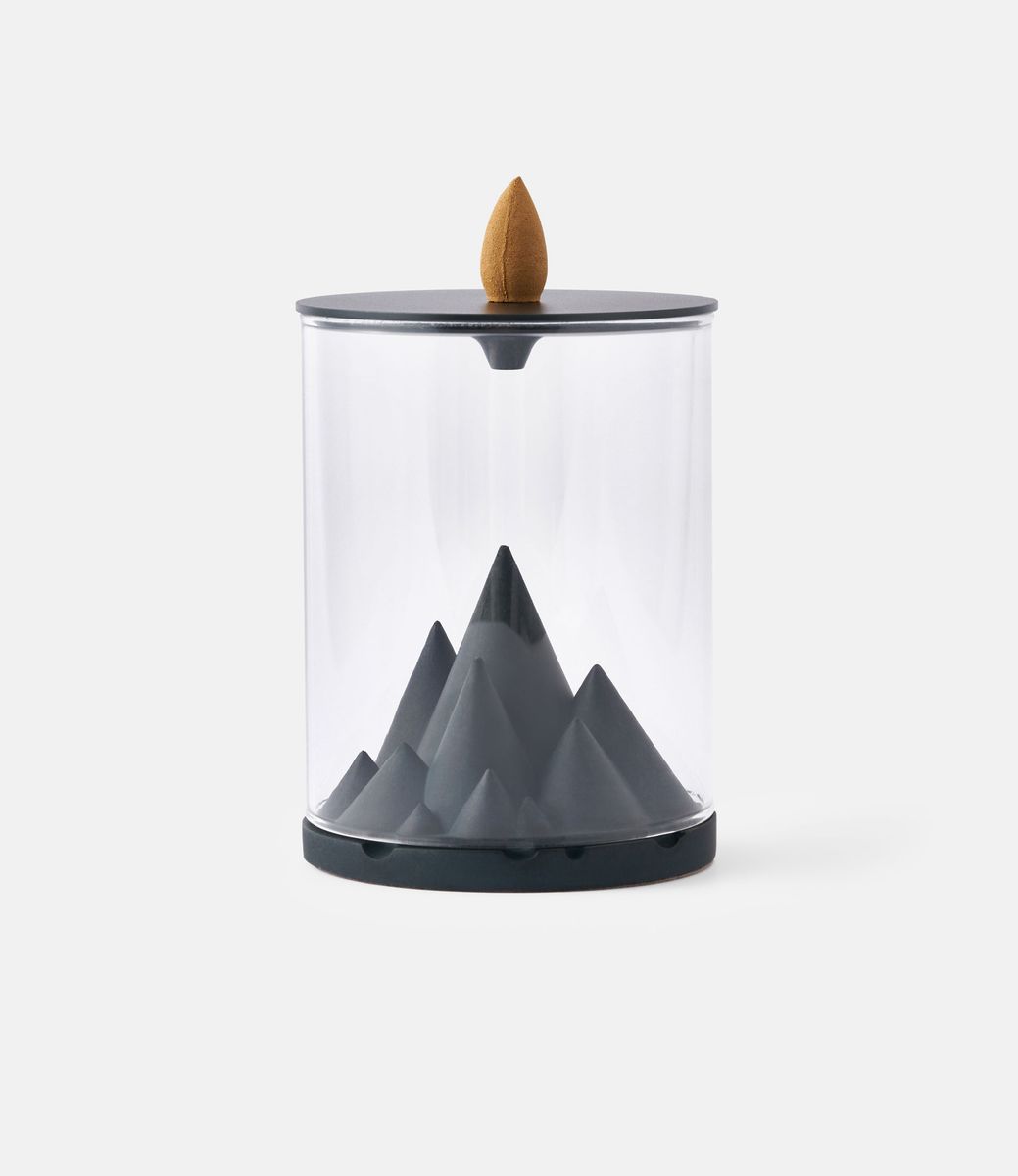 Kin Object Karst Terrarium — держатель аромаконусов