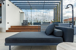 Перетяжка и реставрация мебели