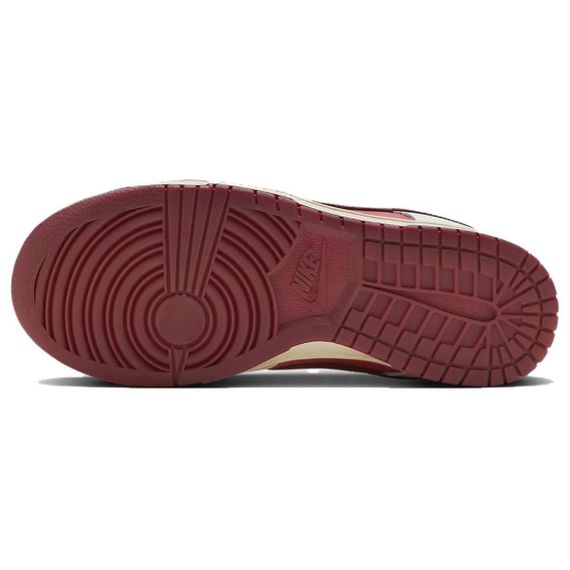 НАЙК Данк - Высшая награда Низшего уровня Красно-белой женской