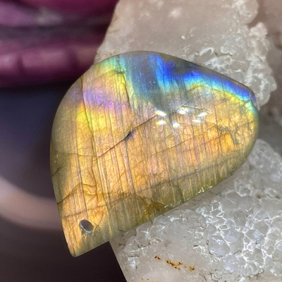 48090 Лабрадор розовый Кулон 23*33мм