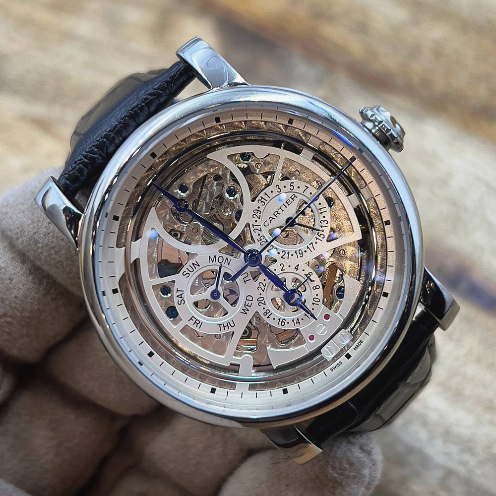 Часы Cartier