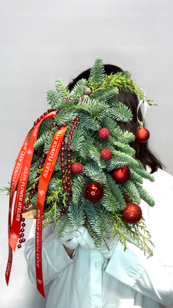 «Хвойное заклинание» композиция с елью Нобилис на Новый год