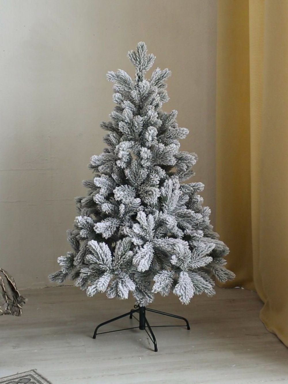 Заснеженная елка «Аляска» GT (Литая хвоя) 150 см / 1,5 м