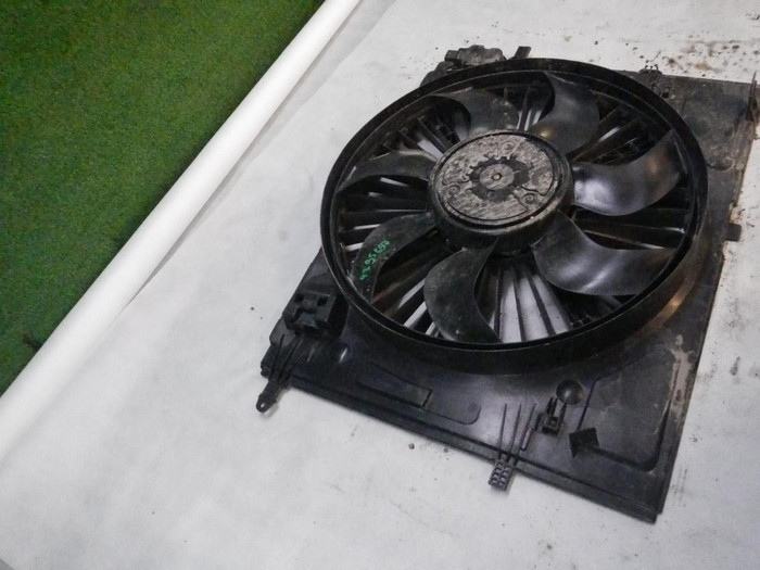 Диффузор с вентилятором Mercedes GLC X253 (15-22)