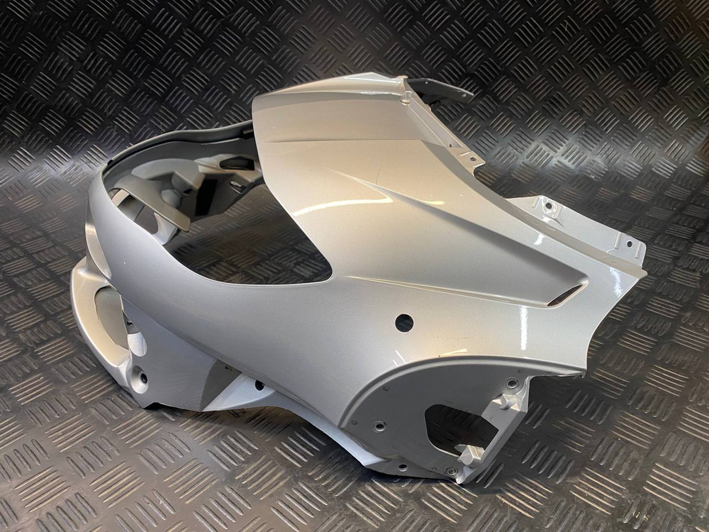 Пластик передний (обтекатель) BMW R1150RT 46 63 7 651 247 053399