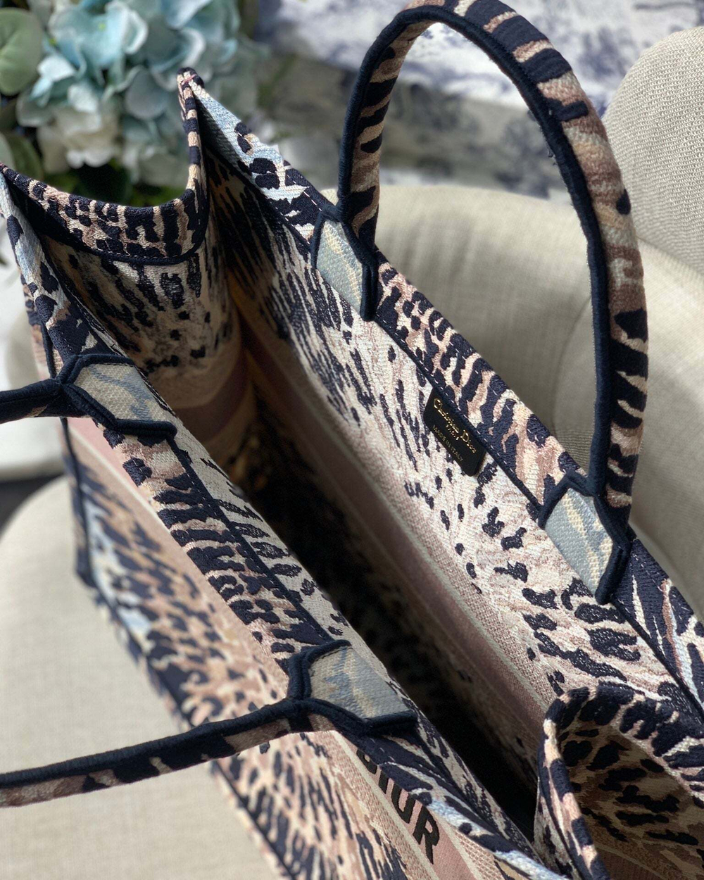 Christian Dior Book Tote 42 cm