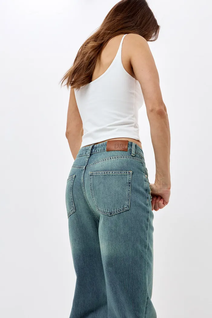 Джинсы wide leg с потертостями сине-зеленого цвета