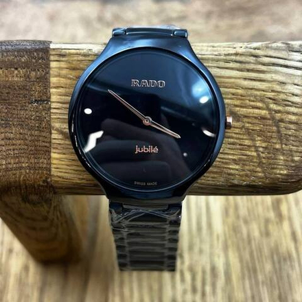 Часы Rado