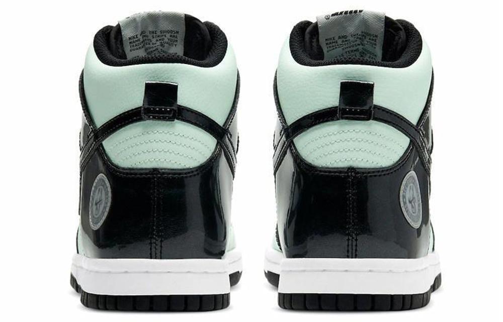Кроссовки Nike Dunk Barely Green