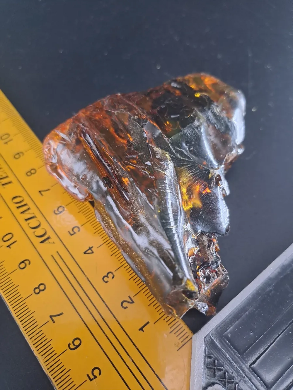 Копал молодой янтарь коллекционный 75 гр