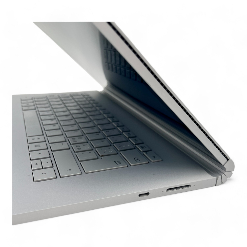 Surface Book 2