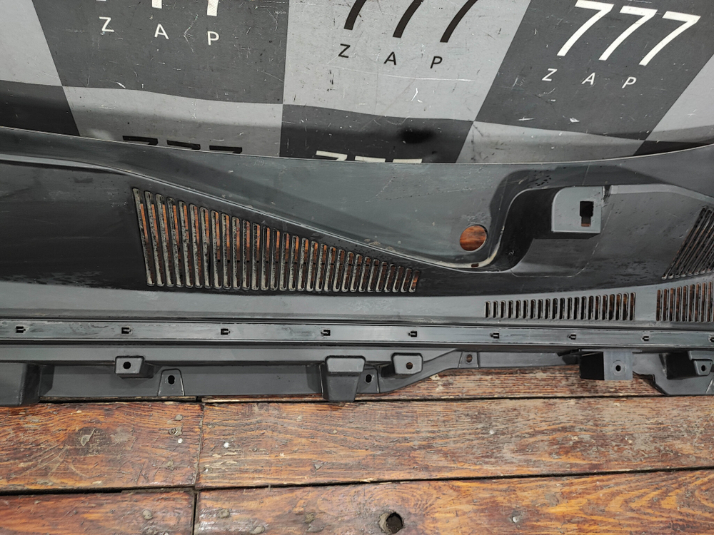 Жабо (Решетка стеклоочистителей) Exeed LX Б/У Оригинал 609000372AA