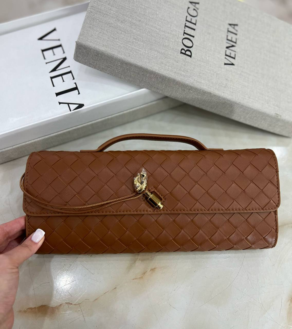 Клатч Bottega Veneta