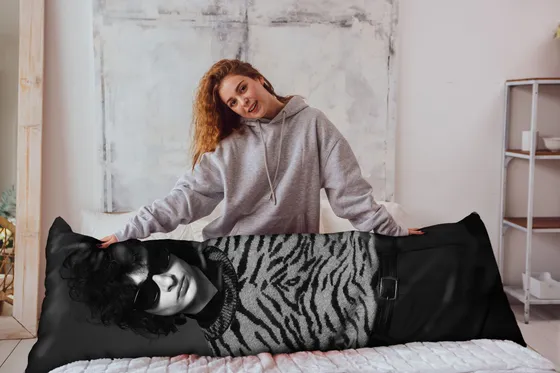 Дакимакура Финн Вулфхард №3