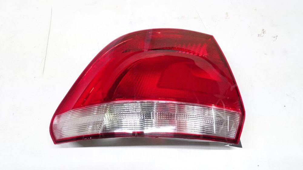 Фонарь задн. гол. Volkswagen Polo лев. с 2010 г. до 2014 г. (JORDEN)