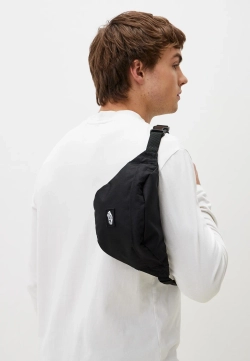 Сумка Vans TRAVELER FANNY PACK Black