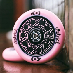 Колеса District Zodiac Wheel 110x24mm Pink/Black