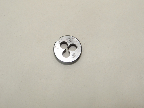 Плашка М3х0,5 (основной шаг) d=20мм