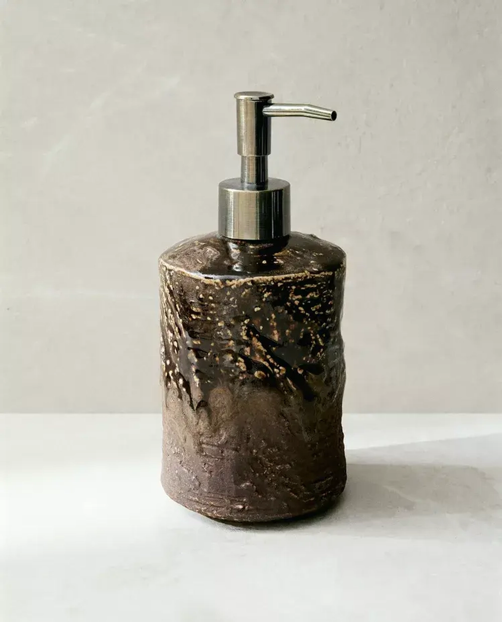 ZARA HOME ДОЗАТОР МЫЛА ИЗ КЕРАМИКИ С РЕЛЬЕФНЫМ УЗОРОМ, РАЗНОЦВЕТНЫЙ