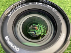 Olympus 14-42mm 1:3.5-5.6 ED