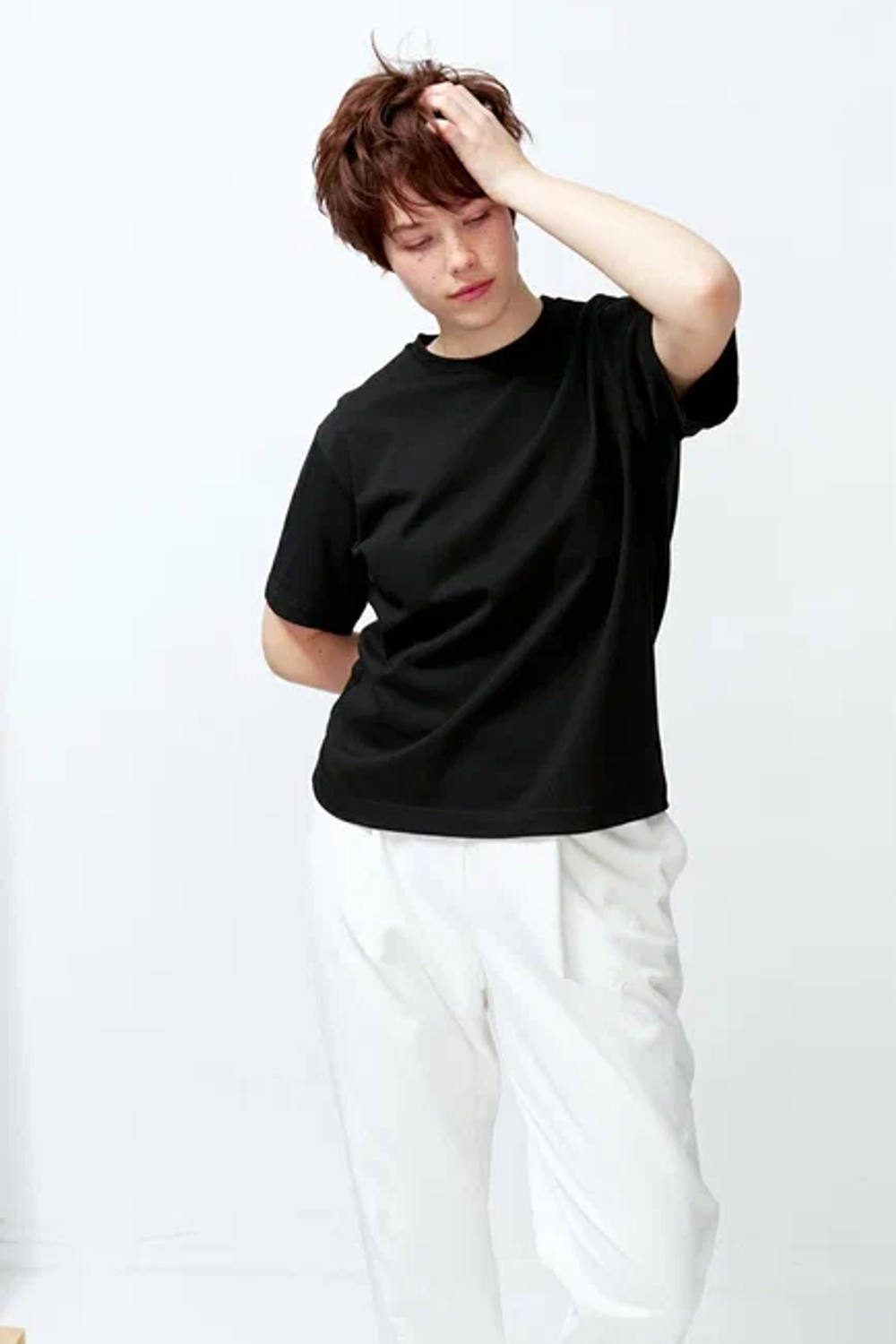 Футболка прямого кроя черного цвета