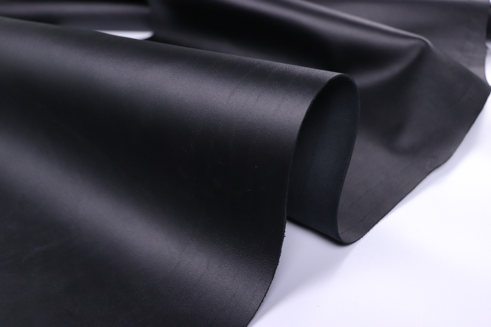 1,2-1,4 Кожа Наппа эконом черная К/К 141дм² (КЛ)