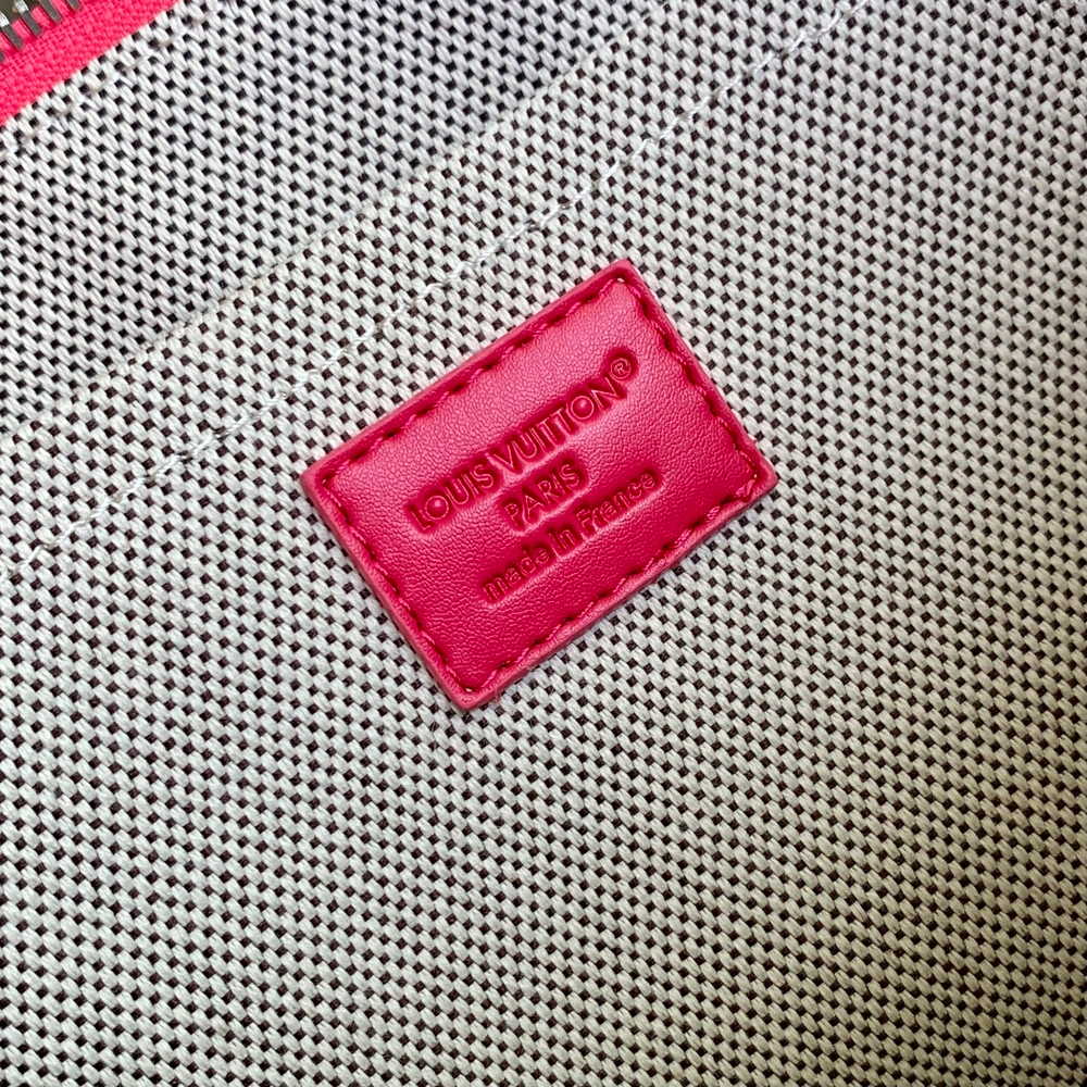 Louis Vuitton Pochette Voyage Souple