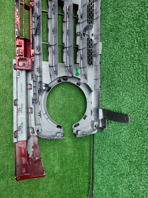 Решетка радиатора Tank 300 (2021-н.в.)