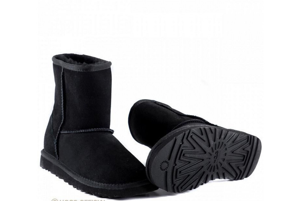 UGG Kids Classic Short Black