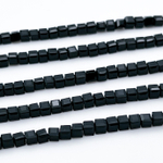 Бусина Куб, стекло, цвет черный, размер 3 мм, цена нить 38 см