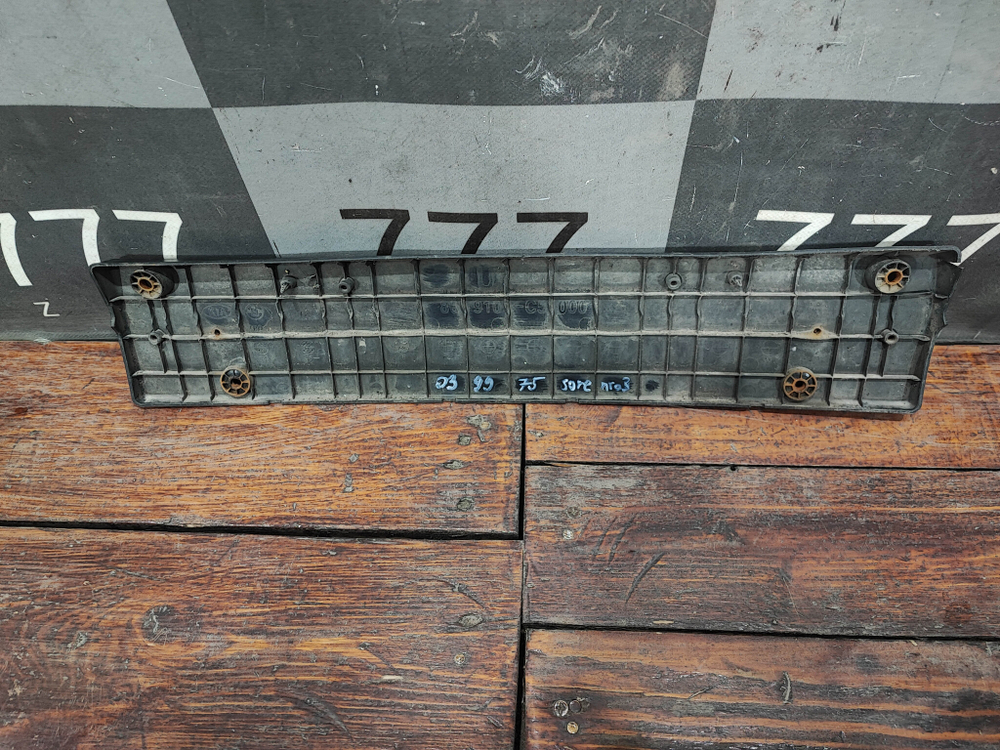 Площадка гос. номера Kia Sorento 3 Prime (UM) 14-17 Б/У Оригинал 86910C5000