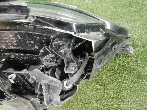 Битая Фара левая Genesis G80 (2020-н.в.) LED