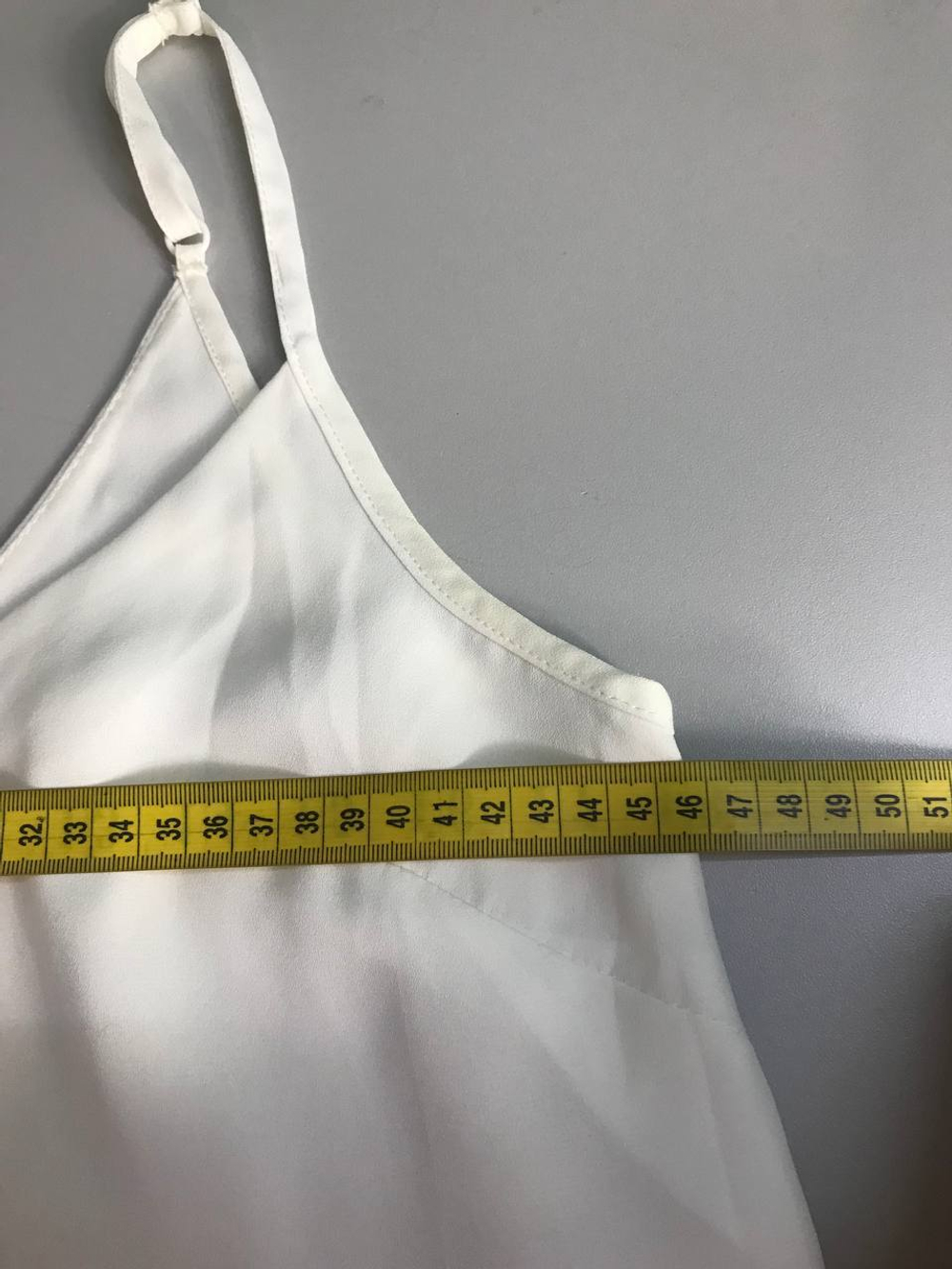 Топ Asos на тонких бретелях, маркировка 38, визуально 44 размер