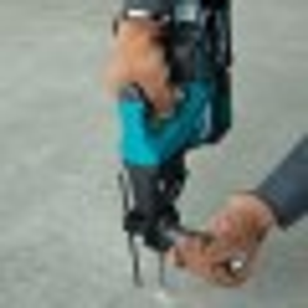 Перфоратор аккумуляторный MAKITA HR001GZ XGT BL 40В, без АКБ и З/У