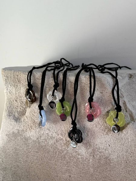 Подвески «цветочек» снова в наличии