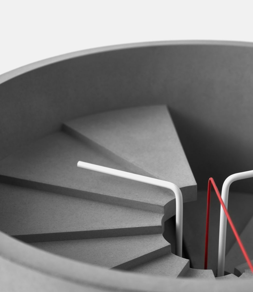 22STUDIO 4th Dimension Wall Clock 150mm (Red/ Grey) — настенные часы из бетона