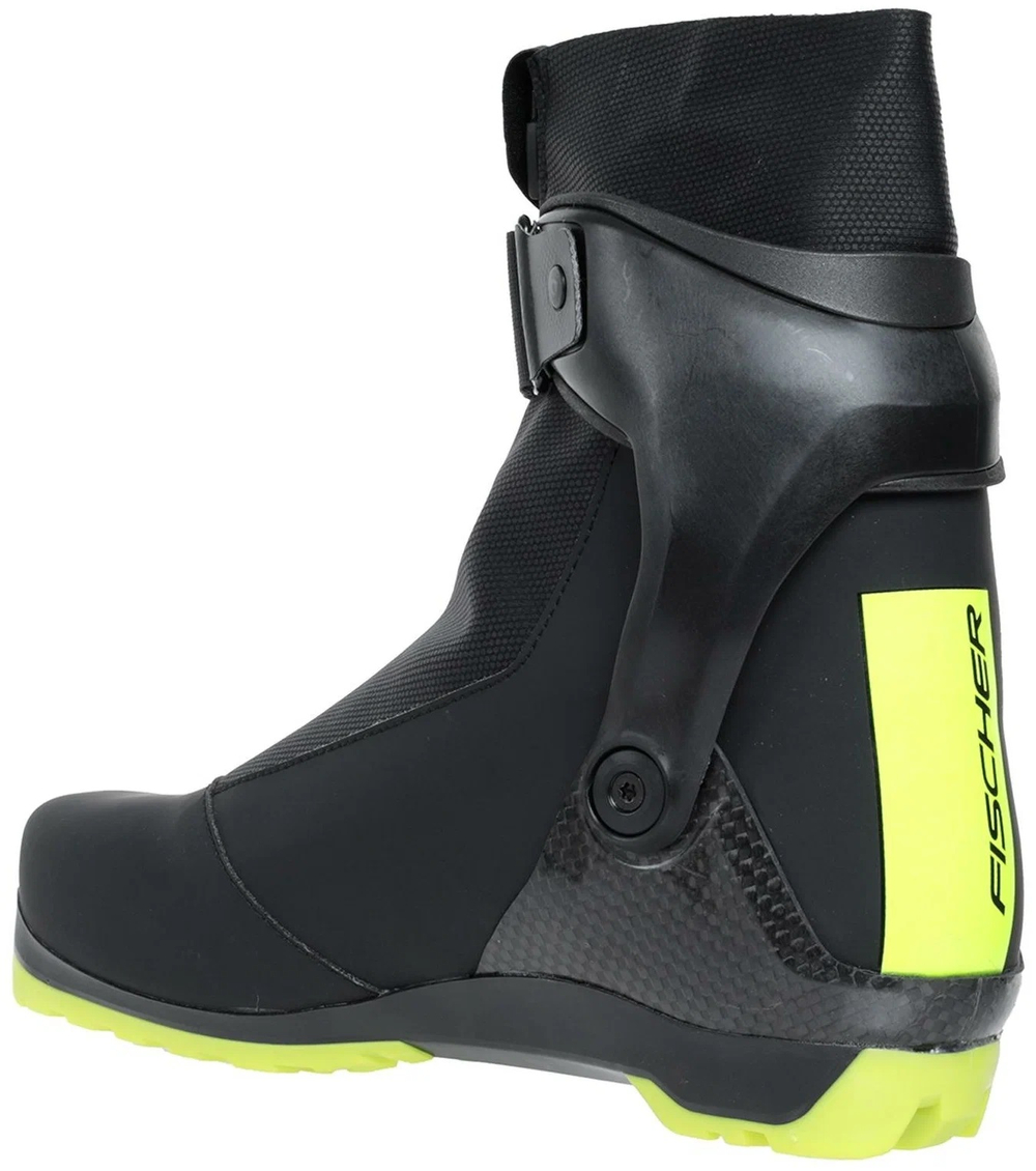 Лыжные ботинки FISCHER CARBON SKATE