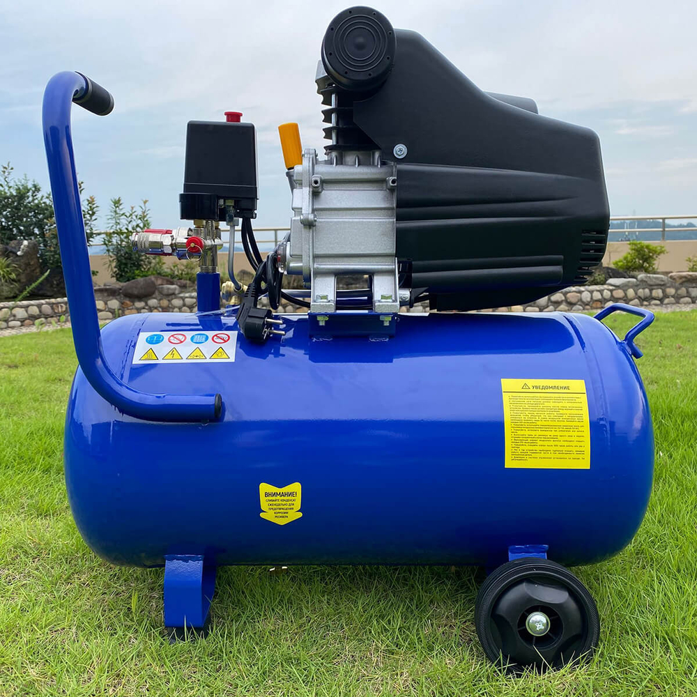 OPT-305030 Компрессор поршневой, 300 л/мин, 2.2 КВт, 220 В, ресивер 50 л