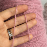 ANGORA 80 - Biagioli Modesto; 80% ангора, 20% п/а; 566м/100гр; цвет: роза антик, col. 307191; S904; Есть мал. бобинка: 122гр.